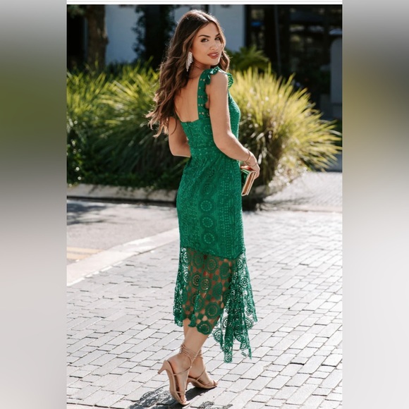 NWT Vici Emerald Green Crochet Lace Ruffle Midi Dress XS Feminine Chic Vacation - Picture 4 of 9